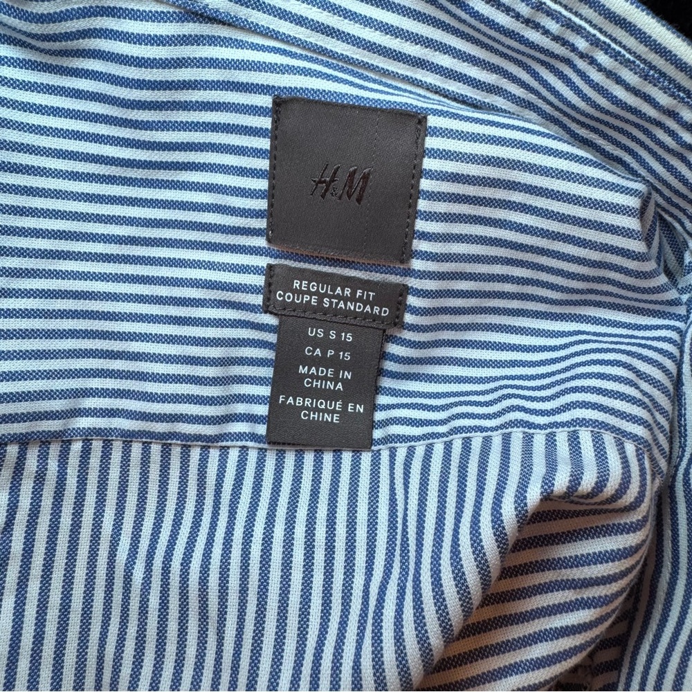 H&M Men's Blue and White Striped Shirt - Picture 4 of 4